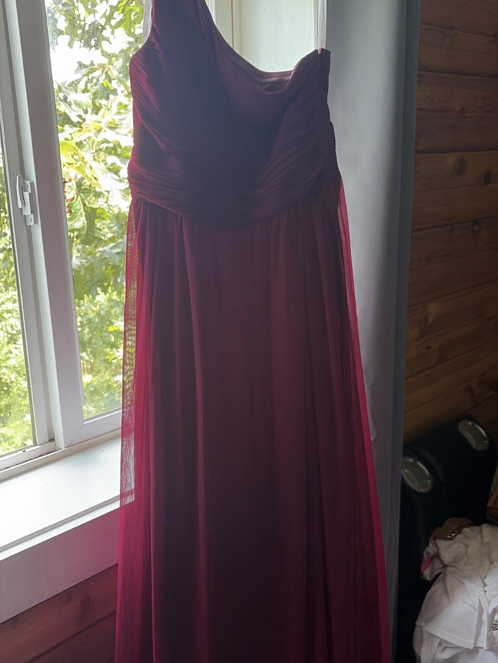 Elegant Burgundy Women’s Bridesmaid Dress